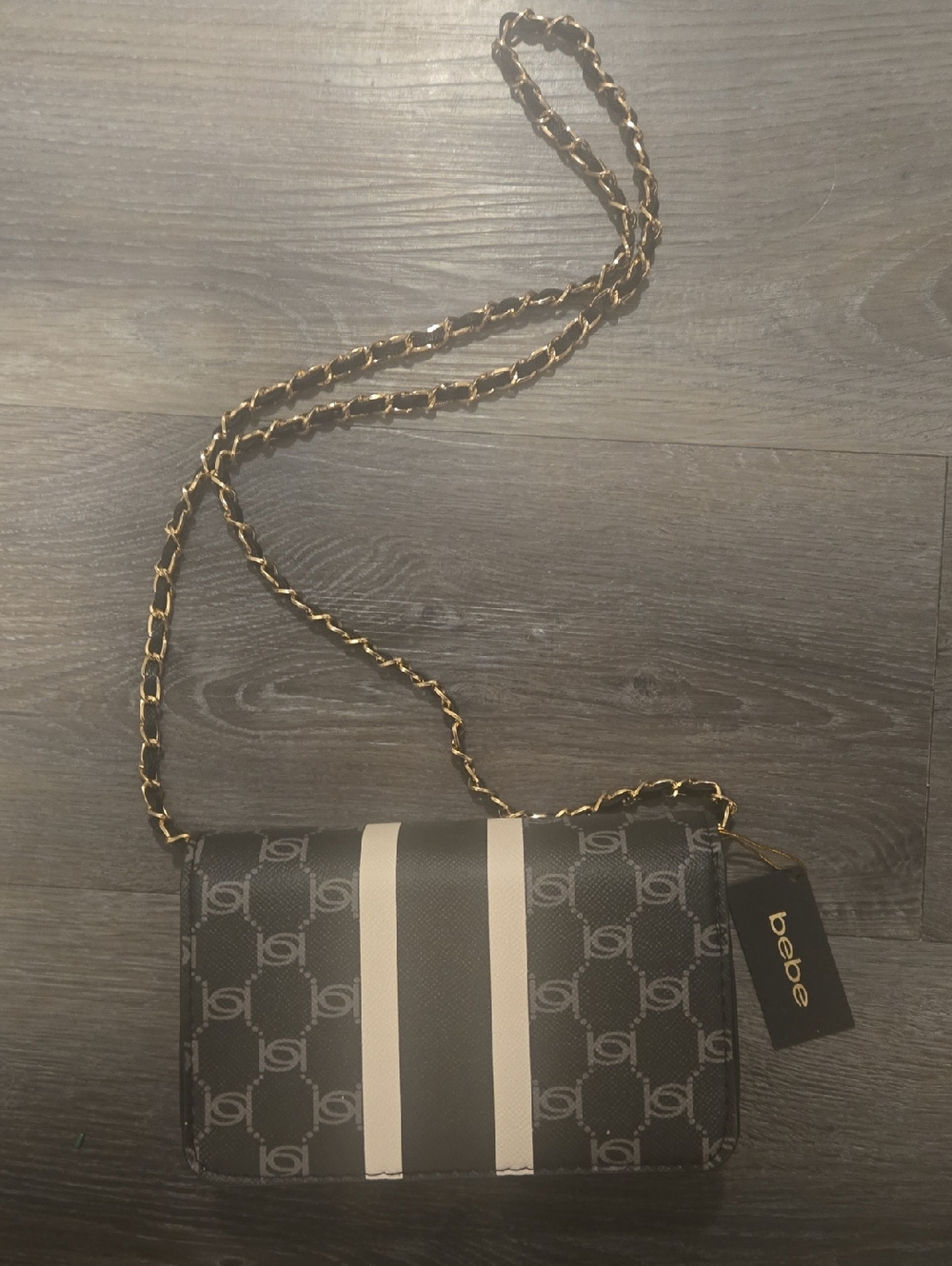 NWT bebe Paisley Flap Crossbody Bag Black Cream Gold Chain MSRP $89 - Picture 6 of 6